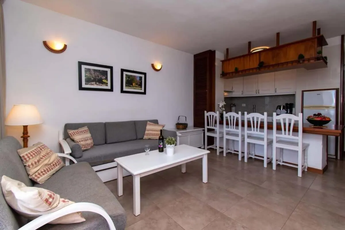 Appartamento Victoria Court II H117 - One Bed With Sunny Balcony Los Cristianos
